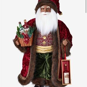 Elegant Santa Claus Holiday Decor in Red and Green